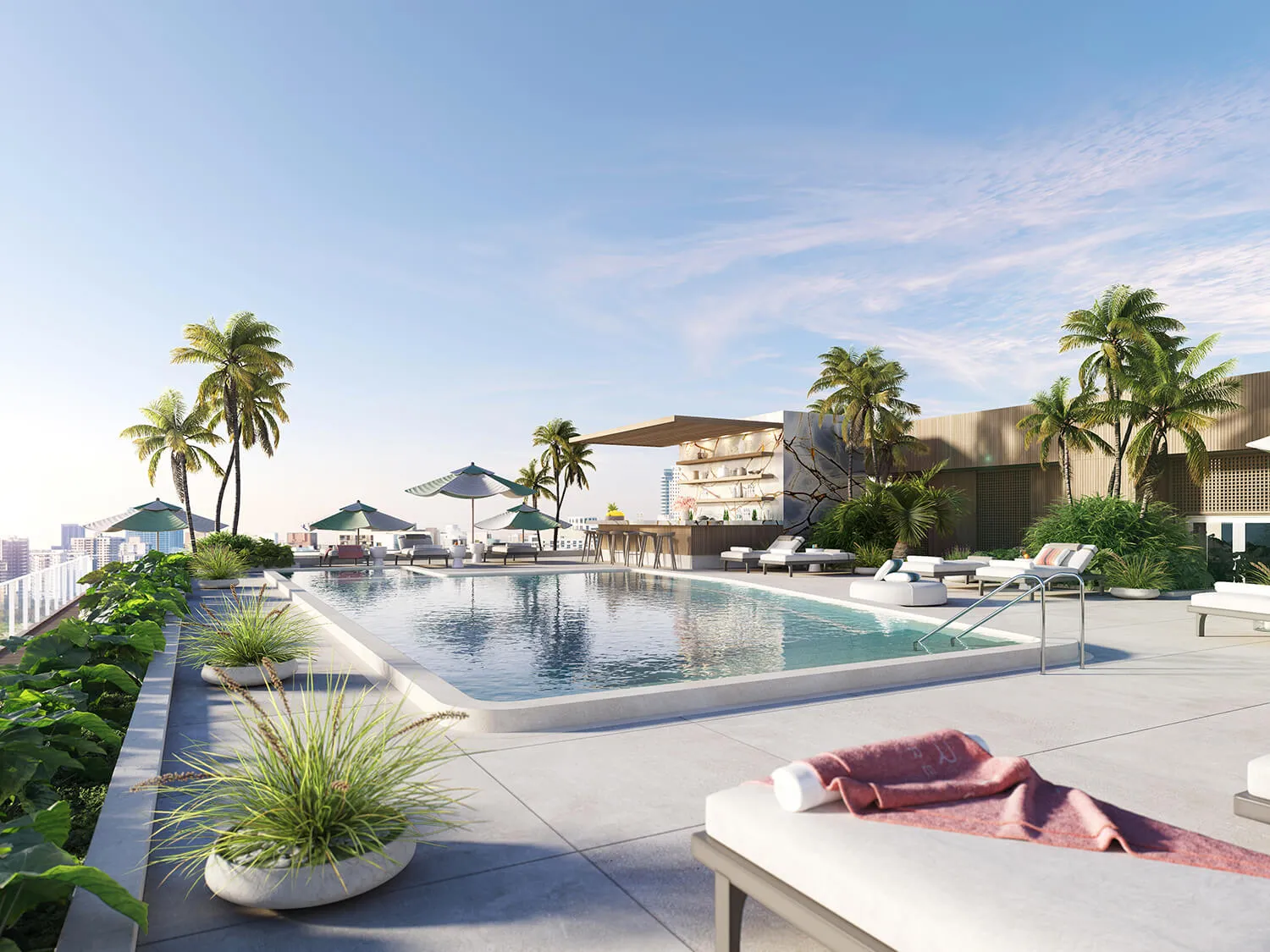 Imagen ilustrativa de la terraza de la piscina en la azotea: jardineras y palmeras a lo largo del pretil, con tumbonas y sombrillas alrededor del agua.